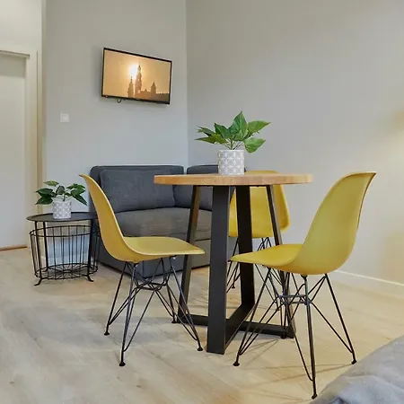 Aparthotel Florianska 32 By Pi Krakow