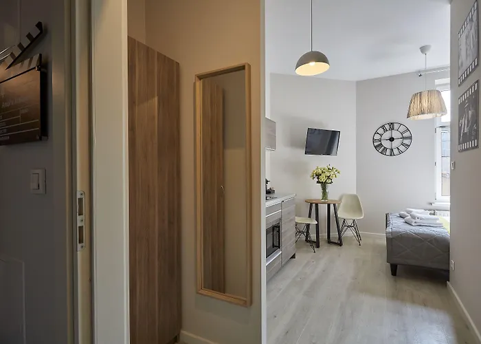 Florianska 32 By Pi מלון דירות