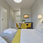 Apartahotel Florianska 32 By Pi 3*