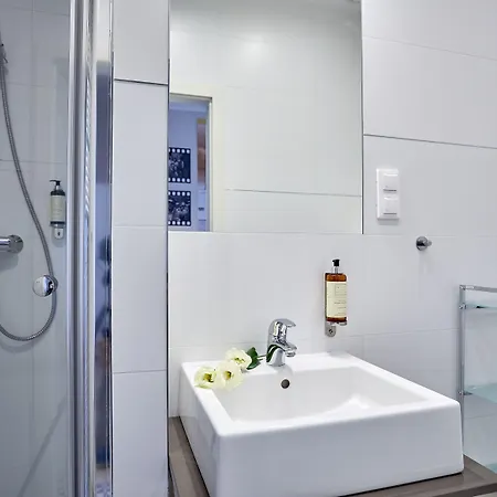 Apart-hotel Florianska 32 By Pi 4*