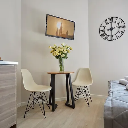 Florianska 32 By Pi 4* Cracovia